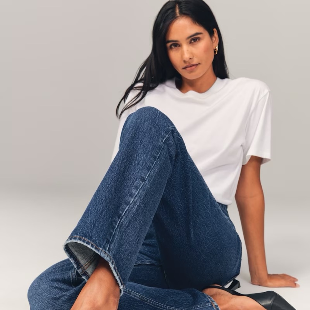Ultra High Rise 90s Straight Jean